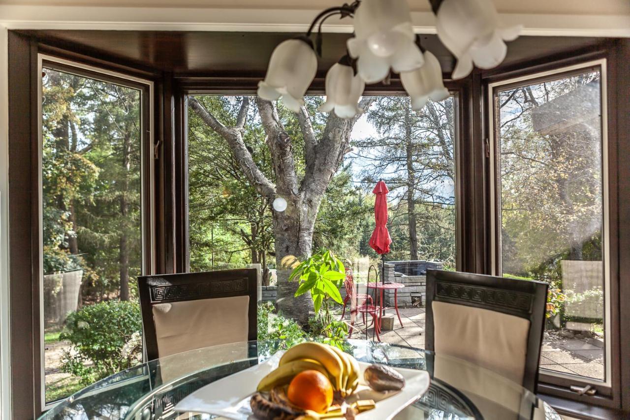 Nature Oasis Bar Room Dundas Dış mekan fotoğraf